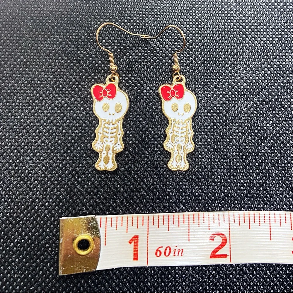 Earrings Skeleton Skull Bow Kawaii Cute Halloween Witchy Jewelry Whimsy Goth - Picture 4 of 4